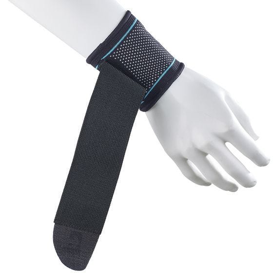 Ultimate Performance Advanced Ultimate Compression Wrist Support with Strap Black