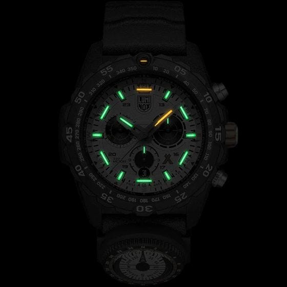 Luminox Bear Grylls Survival Master Outdoor Explorer Watch 45mm White/Black/Black Dial Grey Rubber Strap