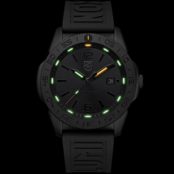 Luminox Pacific Diver Dive Watch 44mm Black Dial Black Rubber Strap